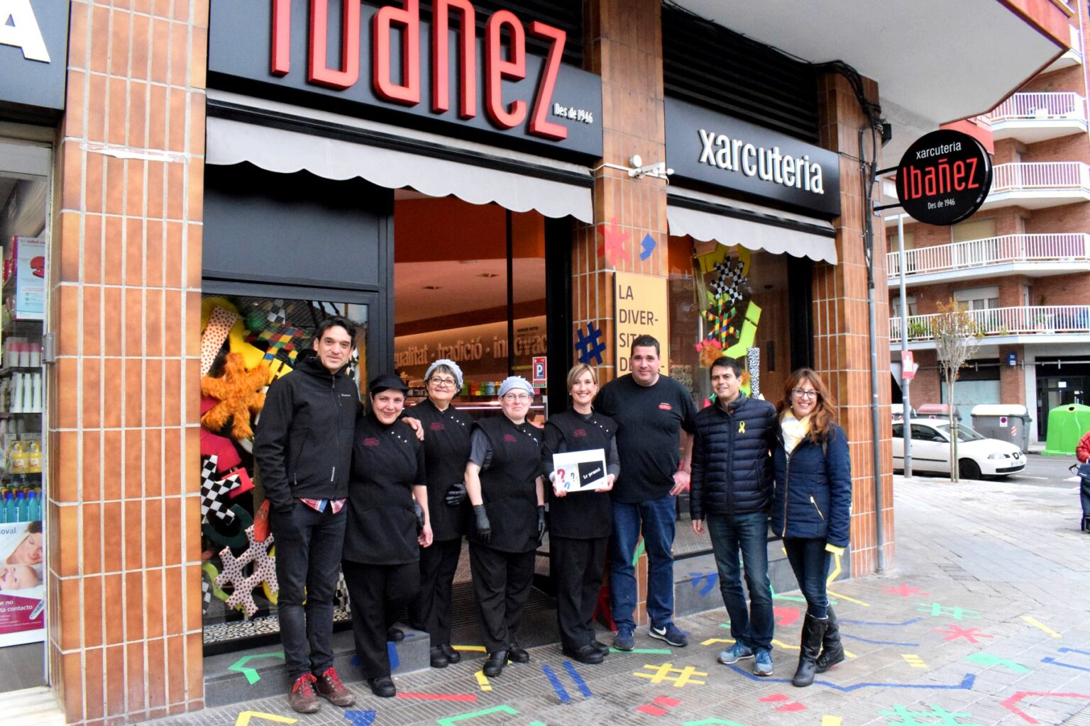 Xarcuteria Ibáñez, G.C. Aparador d’Art i La Botigueta guanyen el concurs d’aparadors de La Mostra