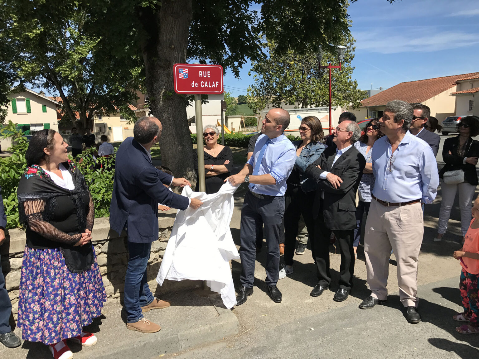 El municipi francès de Soual dedica un carrer a Calaf