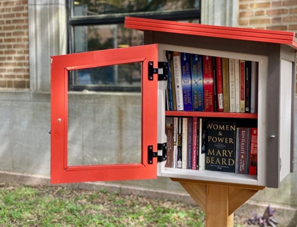 Els barris d’Igualada tindran petites «Biblioteques Lliures»