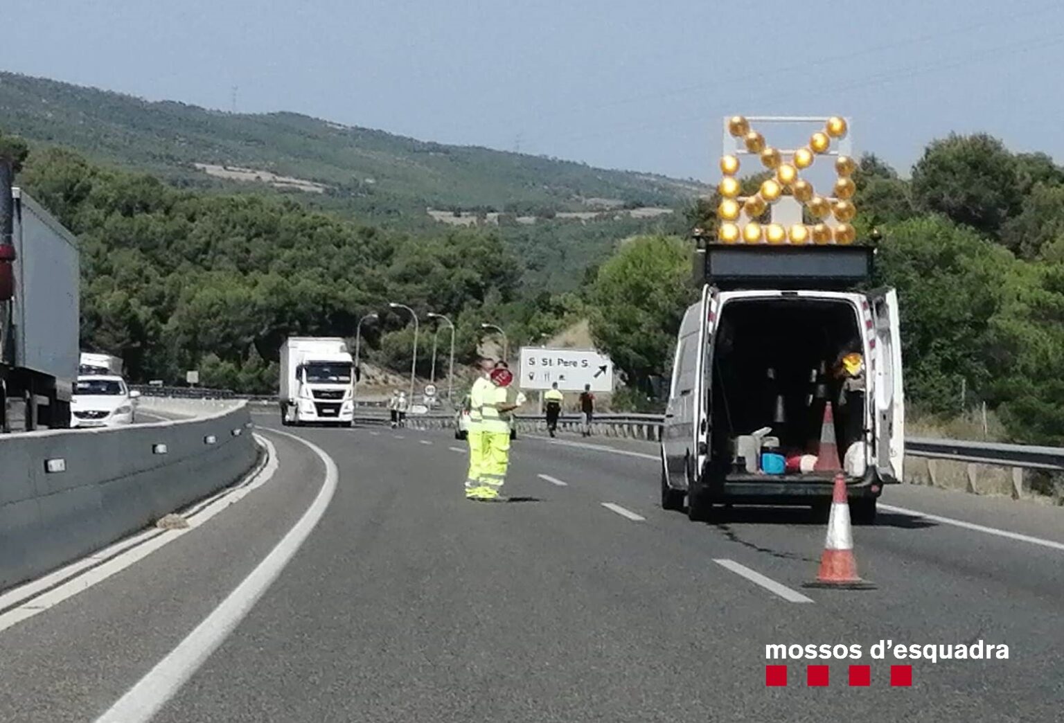 Denuncien un camioner que circulava begut i en direcció contaria a la C-25, a Sant Pere Sallavinera