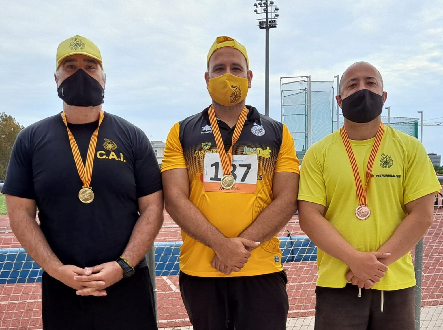 11 medalles per als veterans del CAI Petromiralles al Campionat de Catalunya