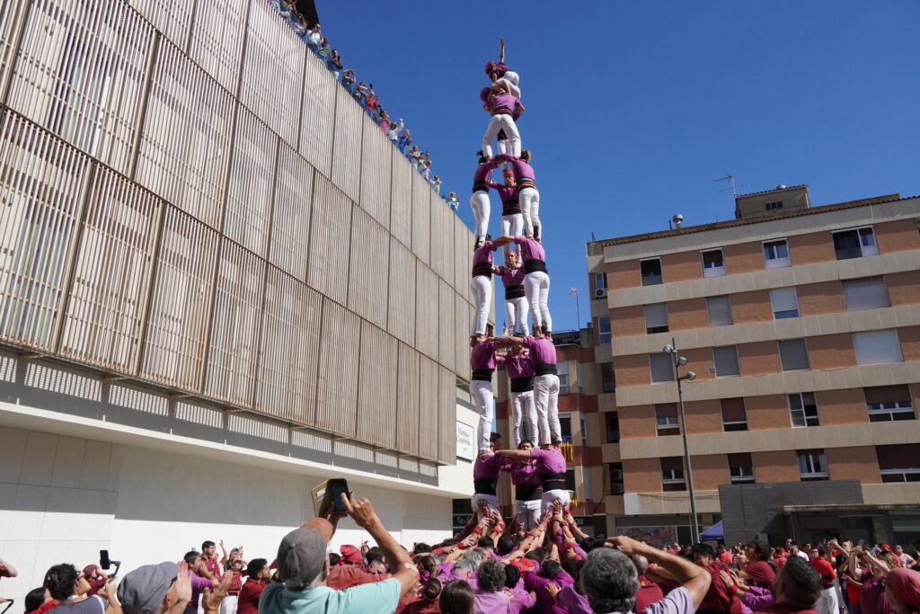 Els Moixiganguers descarreguen la tripleta de vuit a Cambrils