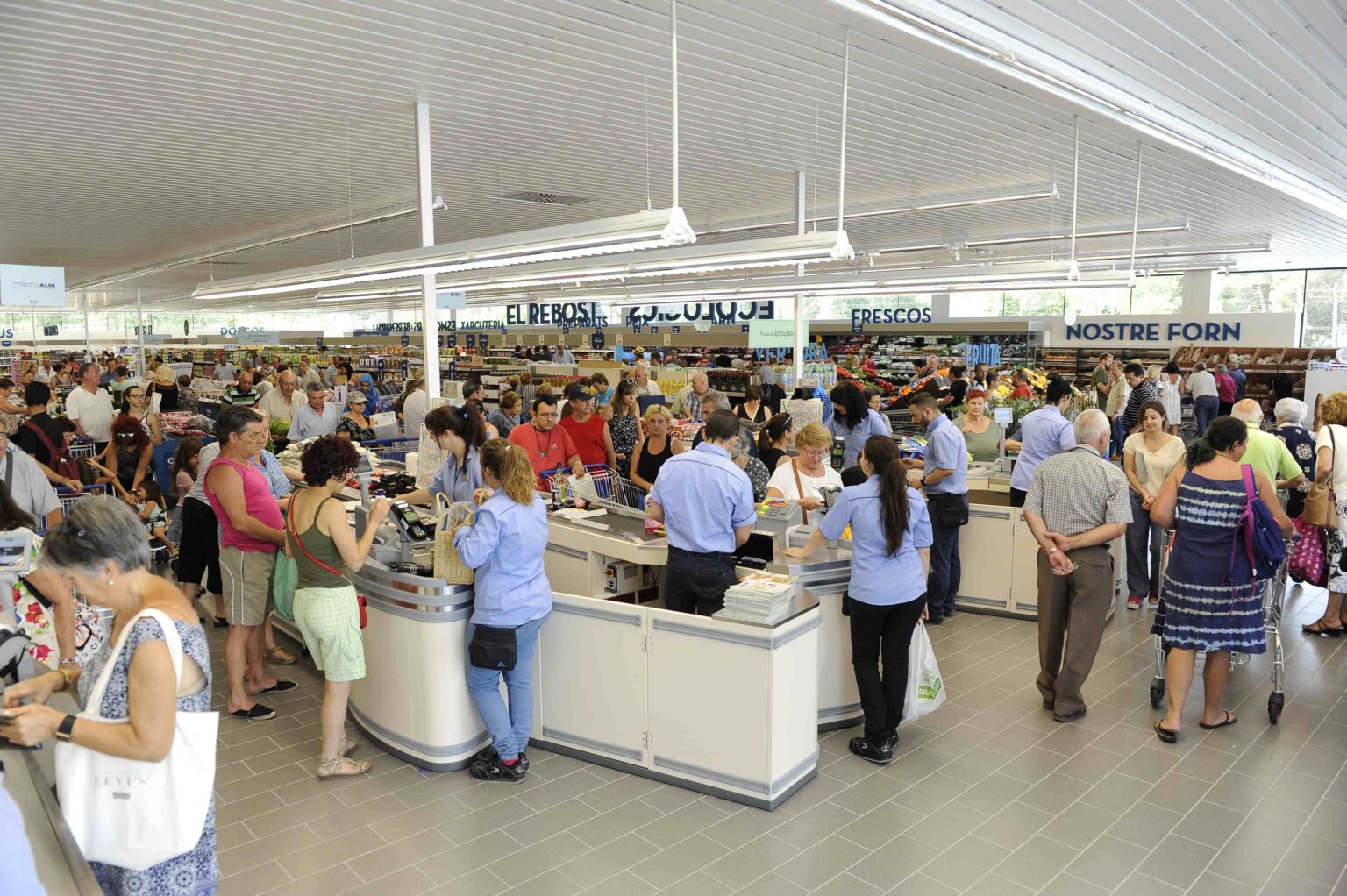 Igualada dobla en cinc anys la seva superfície de supermercats