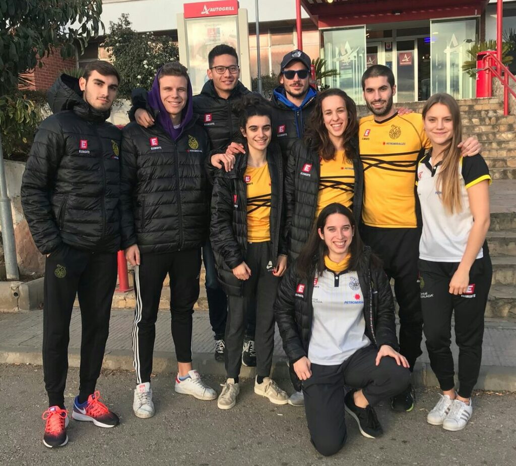 Els atletes del CAI Petromiralles Marc Sánchez i Cora Salas, sotscampions d’Espanya