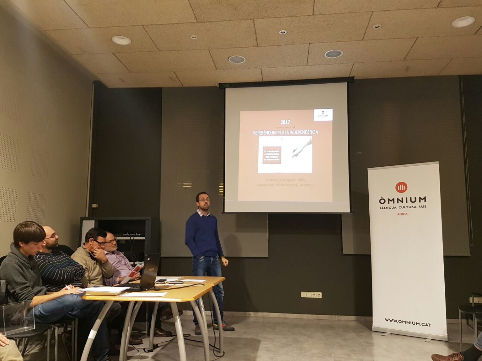 El referèndum i el record al moviment veïnal de Montbui, objectius d’Òmnium pel 2017