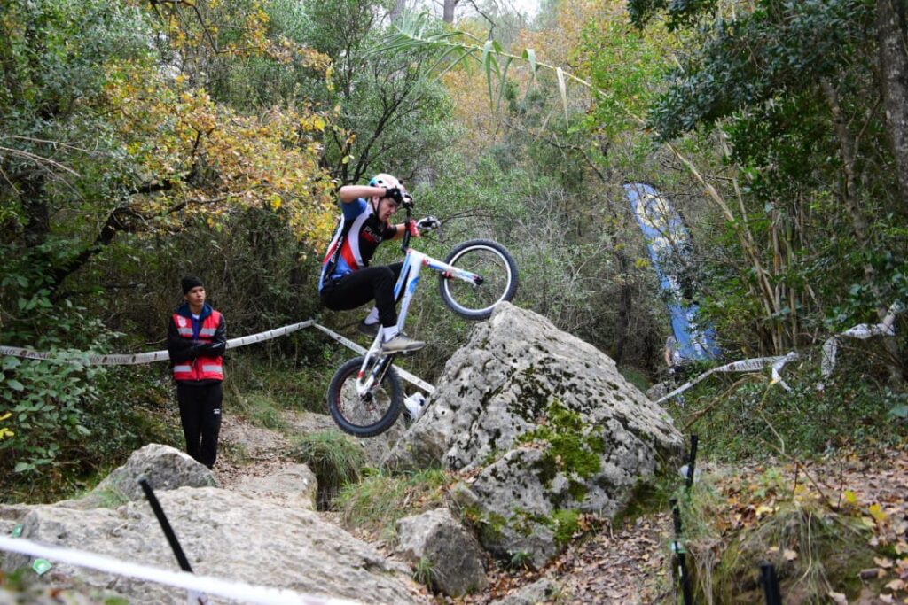Castellolí acull la quarta prova del Campionat de BikeTrial amb participants de tot l’Estat