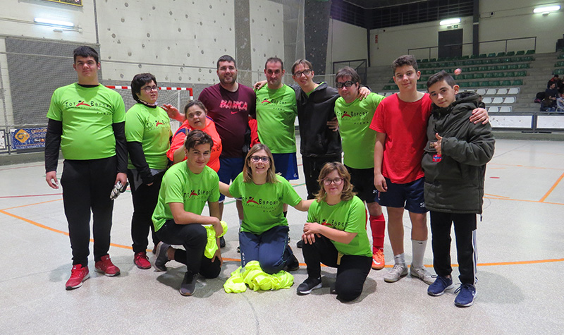 El campionat nadalenc de futbol sala de Piera fomenta la inclusió social