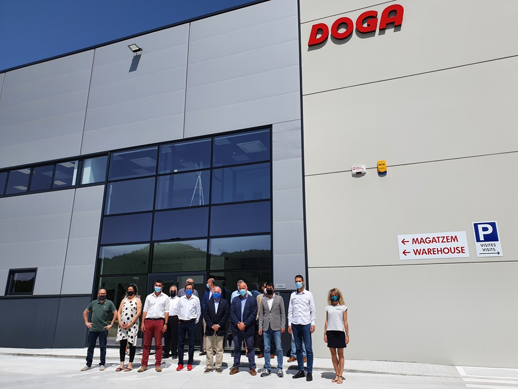 Doga obre la seva nau logística a Castellolí