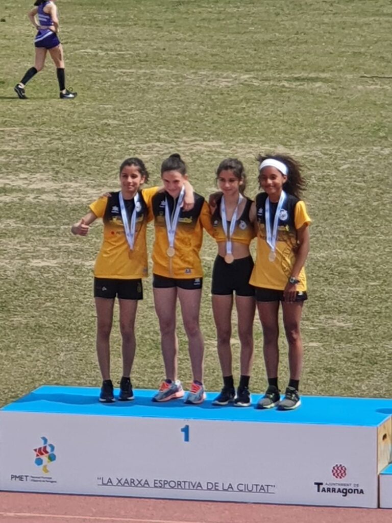 Tres medalles i un rècord de Catalunya per a les atletes del CAI a la final del campionat català de relleus