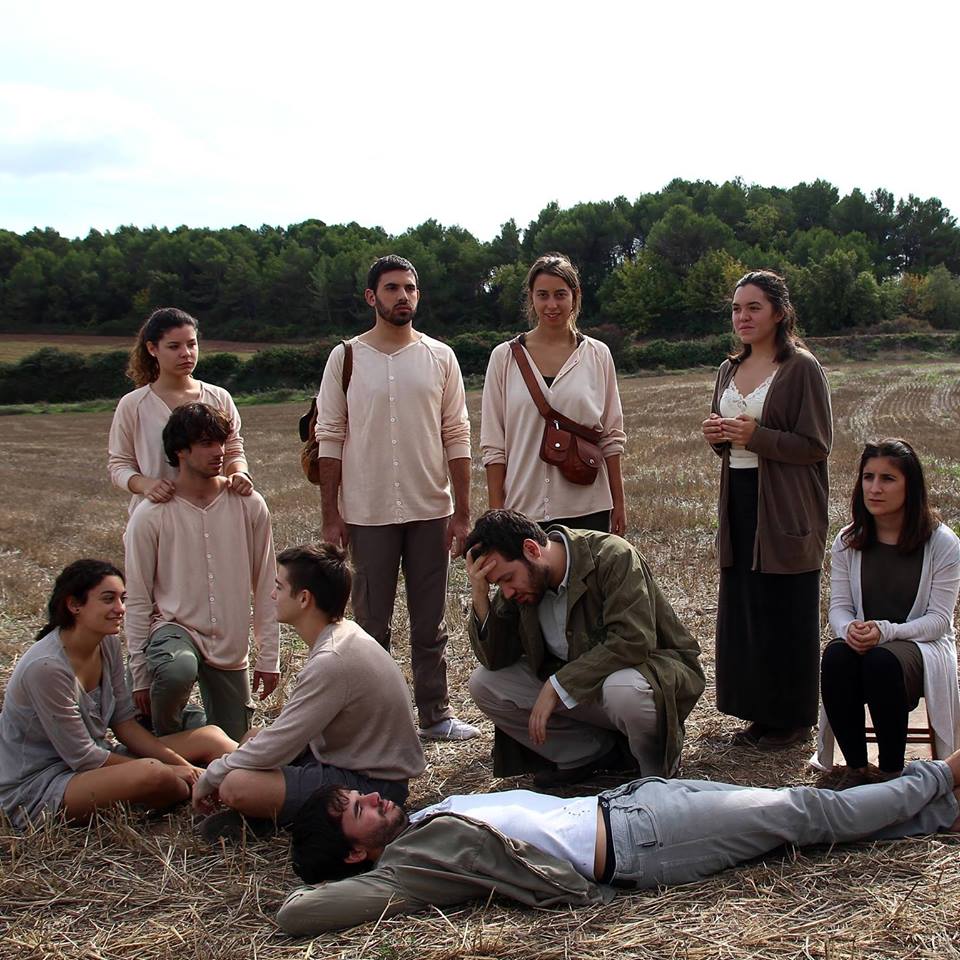 Comença a caminar una companyia de teatre formada per exalumnes de l’Institut Joan Mercader