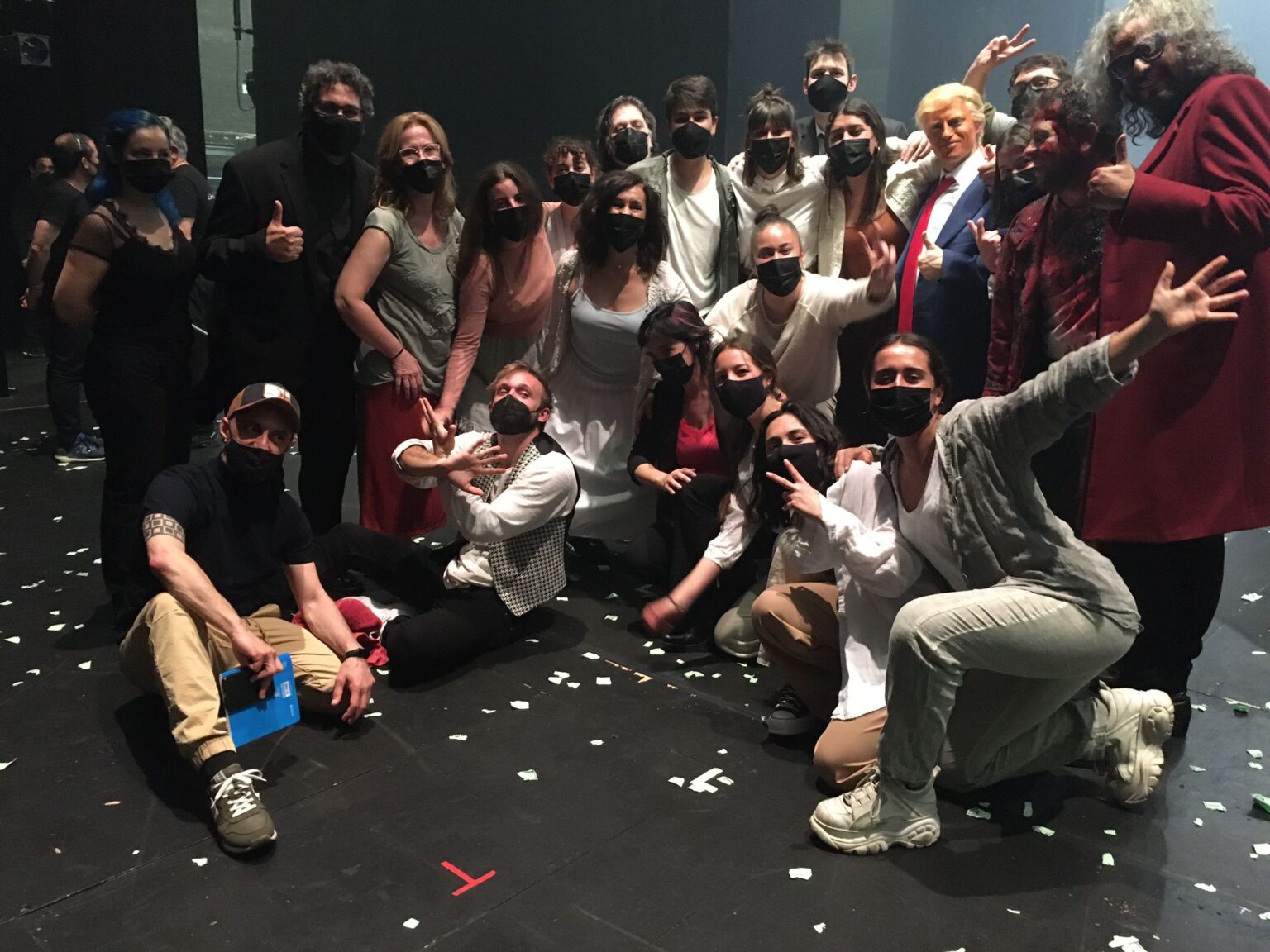 Alumnes de l’Institut Joan Mercader d’Igualada actuen al Liceu en l’estrena de l’òpera ‘El Monstre al laberint’