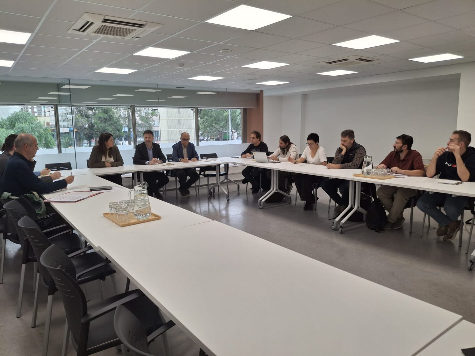 Alcaldes anoiencs d’ERC pacten amb la Generalitat compromisos sobre el desplegament de renovables