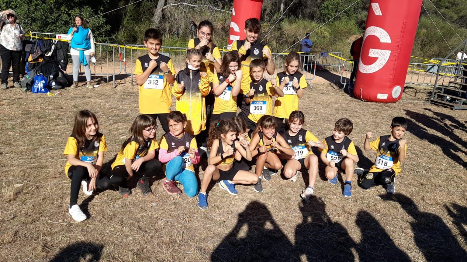 Quatre podis per a les atletes del CAI Petromiralles al Cros de Gavà