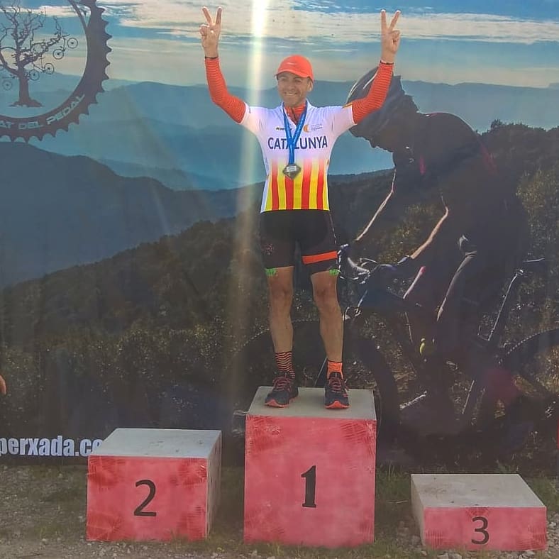 El montbuienc Genís López, campió M50 de marató en BTT
