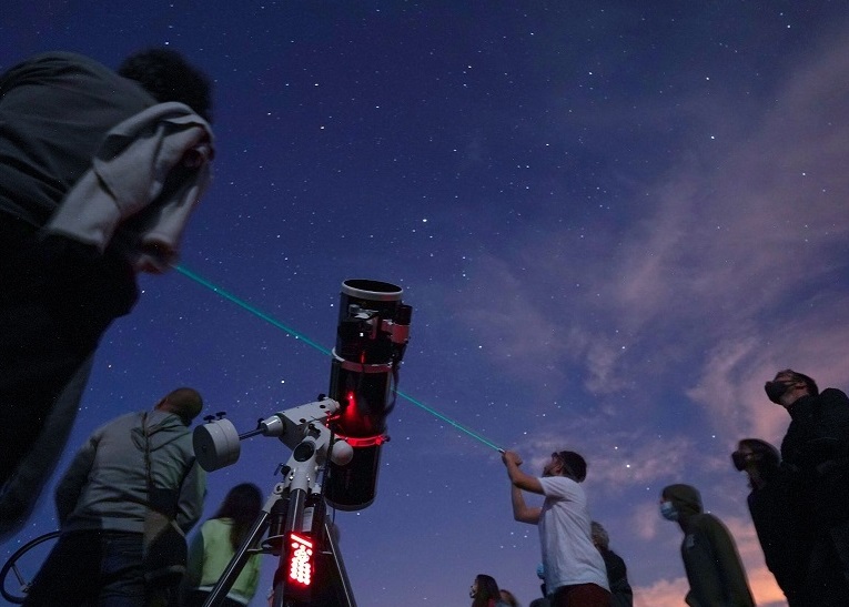 L’Observatori de Pujalt obre amb astronomia, música i poesia un agost ple de propostes