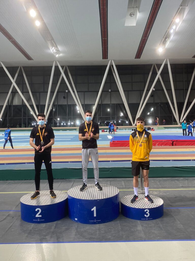 6 medalles per als atletes del CAI Petromiralles al Campionat de Catalunya Absolut i Sub-23 Indoor