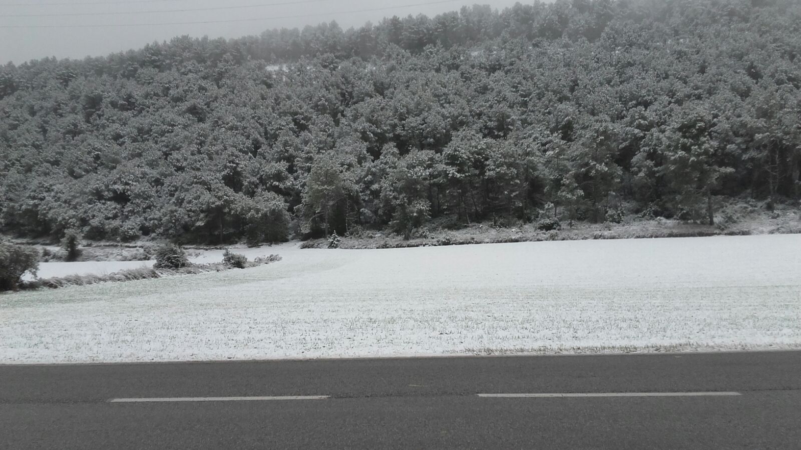 Neu a la serralada de Miralles