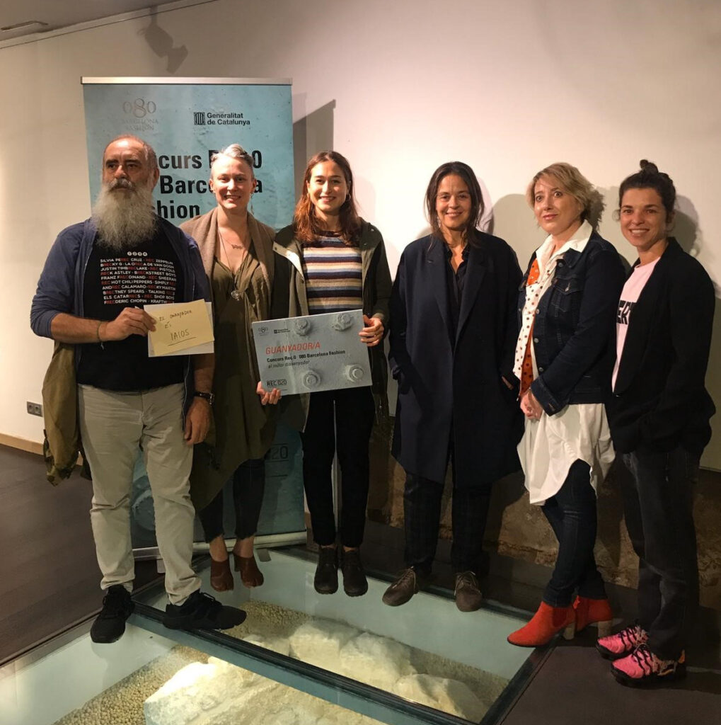 La marca de jerseis fets amb fil reciclat, IAIOS, guanya el concurs REC.0/080 Barcelona Fashion