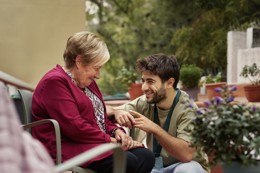 «La soledat forma part de la condició humana»: diversos experts n’analitzen l’impacte en la vellesa