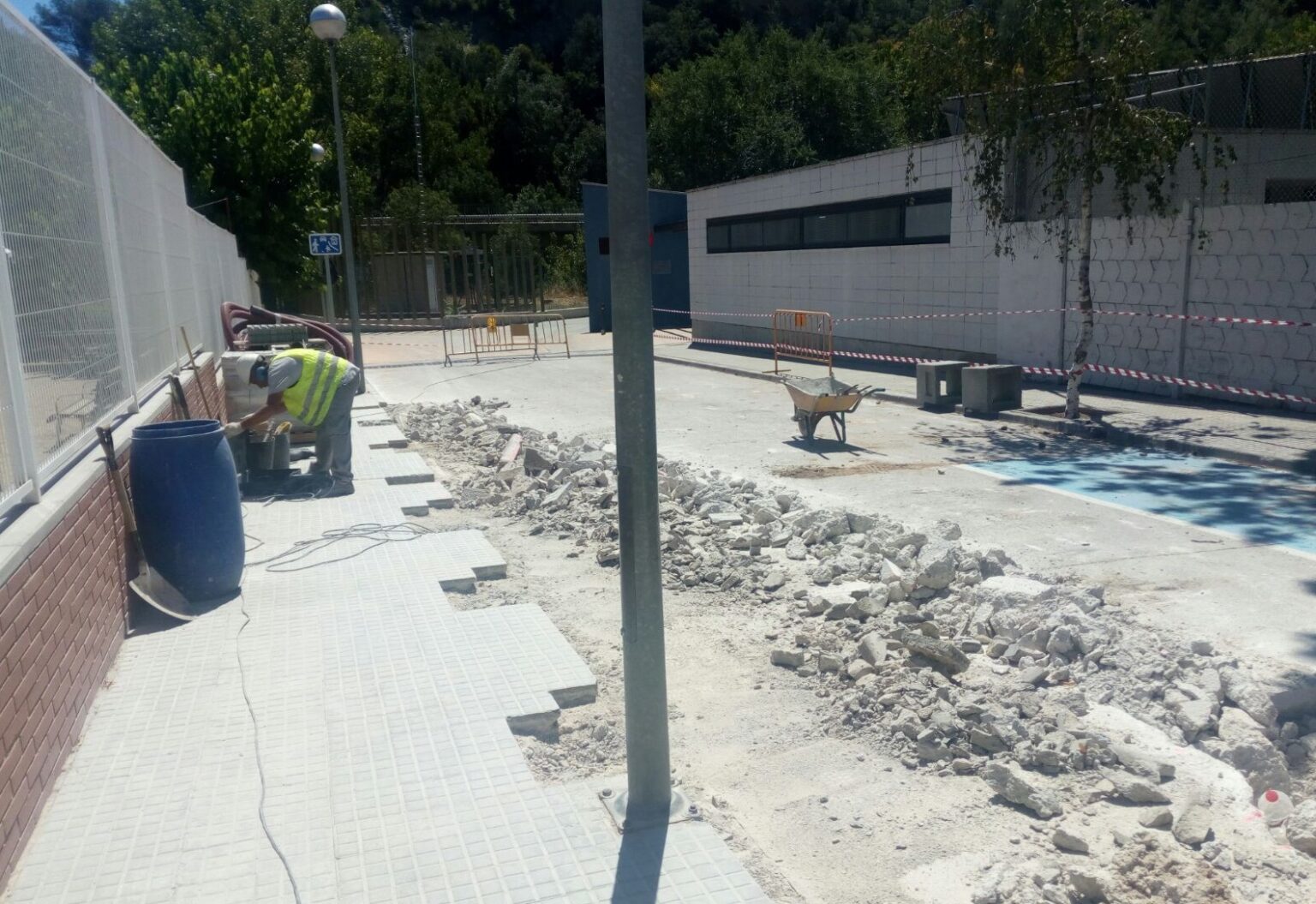 La Pobla de Claramunt fa obres per millorar la seguretat a l’entorn de l’escola
