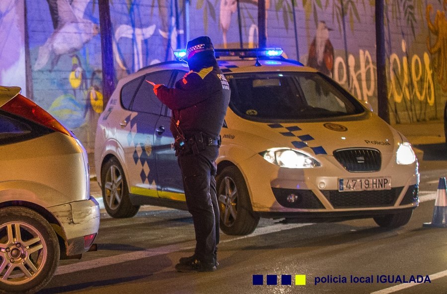 La Policia Local d’Igualada deté el presumpte autor d’un robatori amb força a l’interior de vehicle