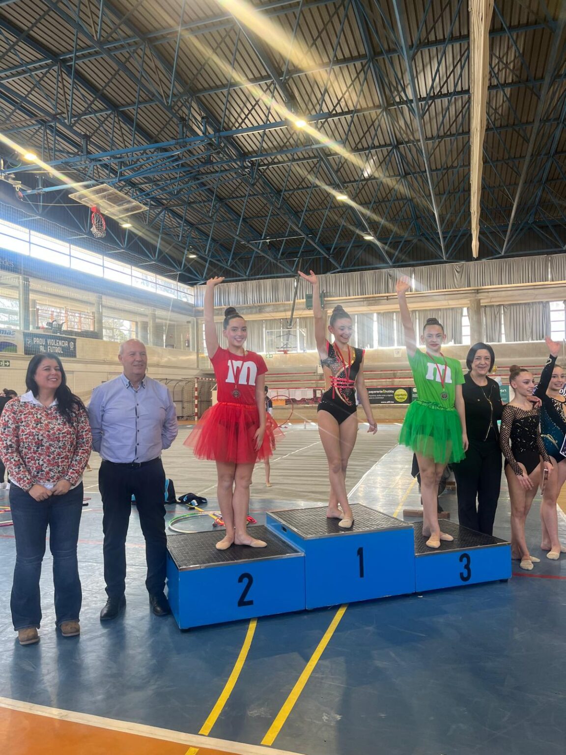 El Club Gimnàstic Ballerina reuneix 300 gimnastes en el desè Trofeu de Carnaval
