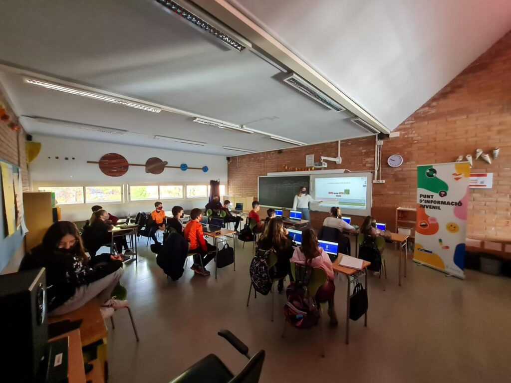 Òdena ofereix un punt d’informació i dinamització als alumnes de 1r i 2n d’ESO del Castell d’Òdena