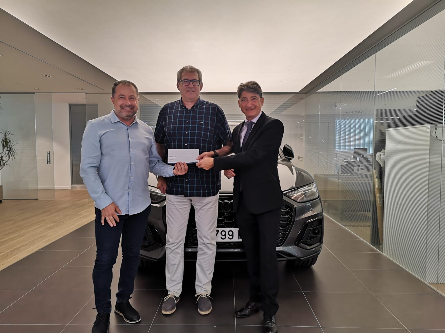 Entrega d’un premi del sorteig de FirAnoia