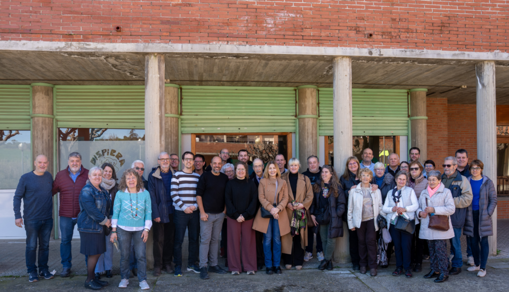 Ràdio Piera celebra una jornada de portes obertes després de la renovació dels seus estudis