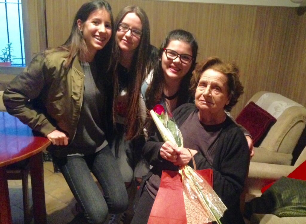 Roses contra l’oblit a Capellades