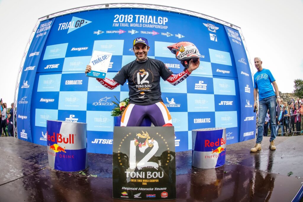 Toni Bou amplia la seva llegenda amb el seu 24è Mundial de Trial