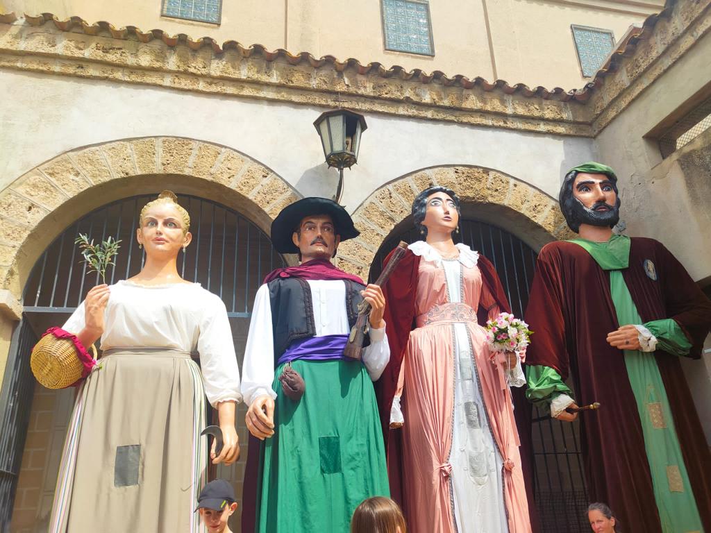Vallbona celebra diumenge el bateig dels gegants nous, Soldó i Carol