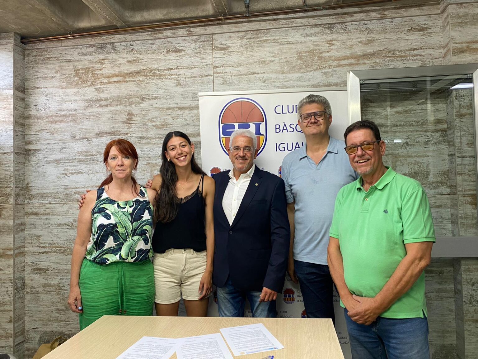 Rotary Club Igualada atorga una beca a una entrenadora del Club Bàsquet Igualada