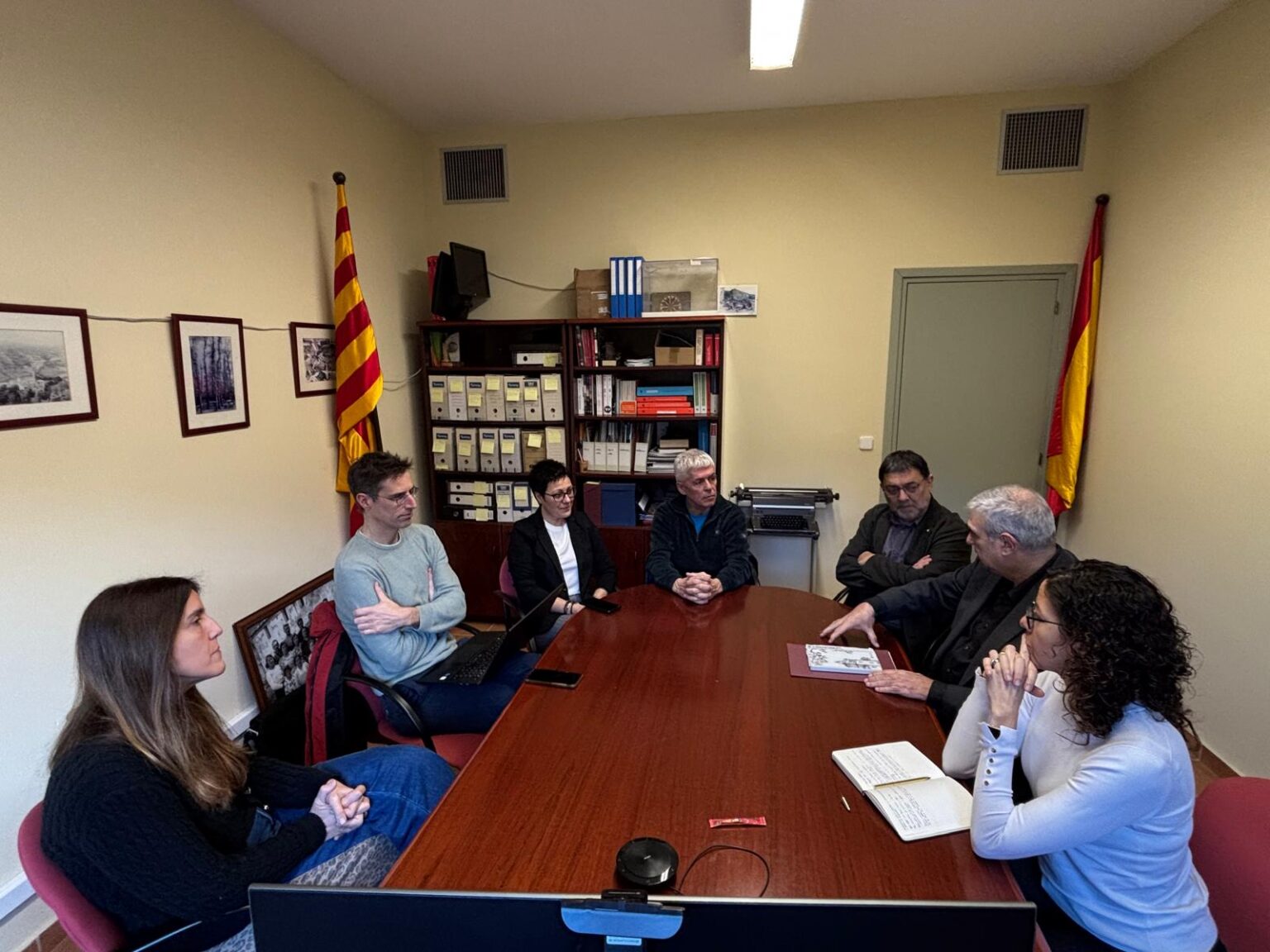 Els ajuntaments de la Vall de la Riera de Carme es reuneixen amb la Direcció General d’Administració Local