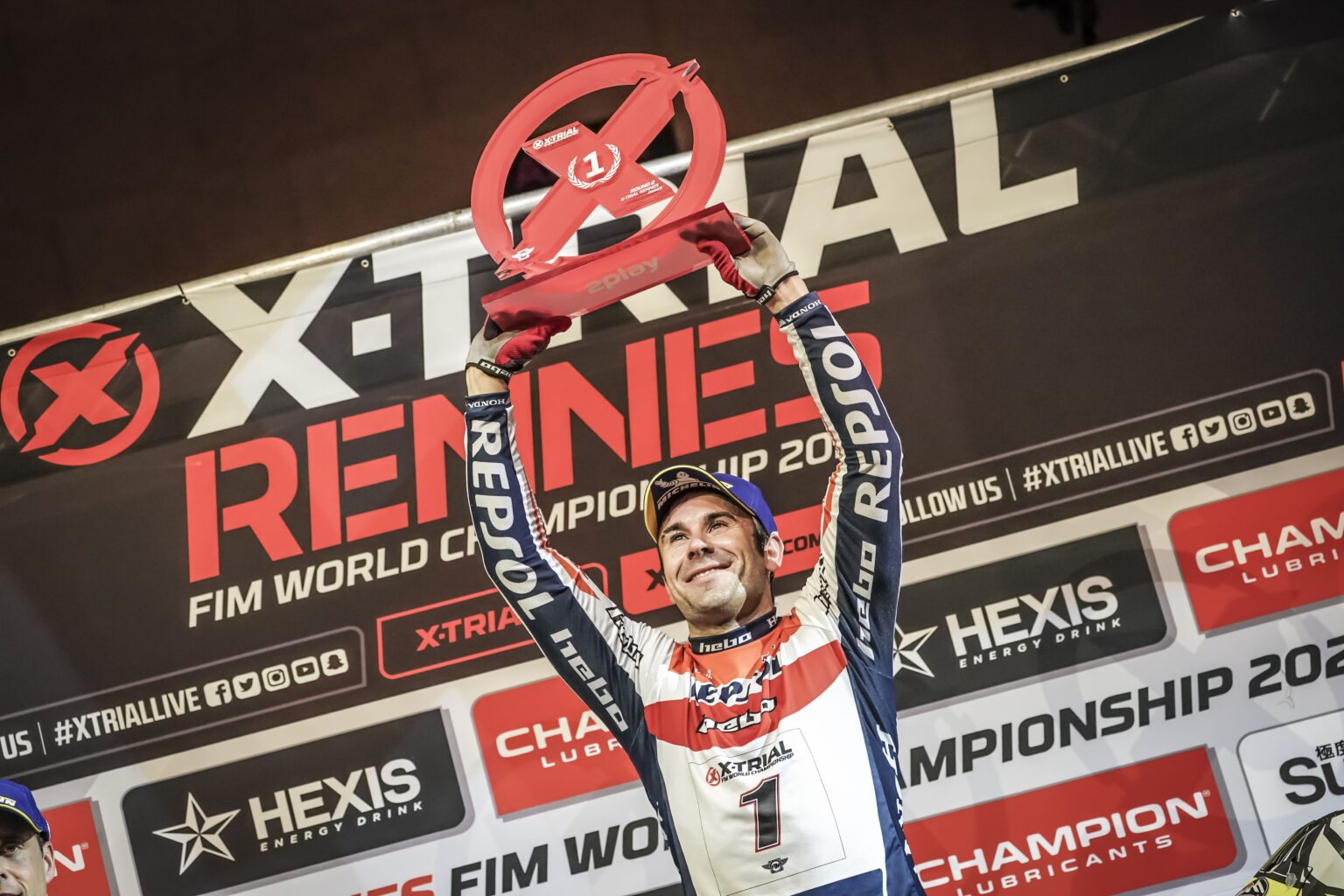 Toni Bou guanya el seu 14è títol mundial de trial sota cobert
