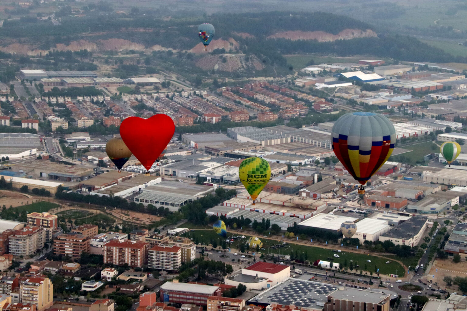 L’European Balloon Festival arrenca amb una quarantena de globus