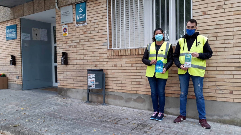 Vilanova del Camí incorpora dos agents cívics per sensibilitzar els propietaris de gossos