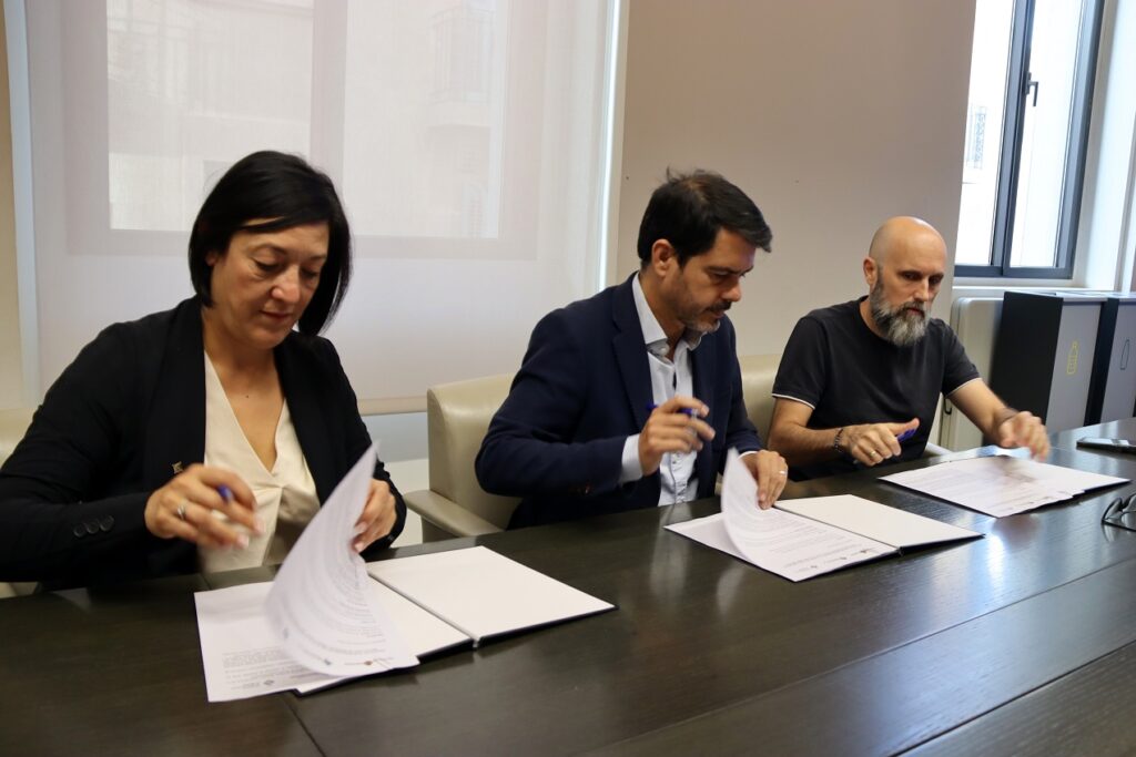 Igualada, Vilanova i Montbui mancomunaran el servei de recollida d’escombraries