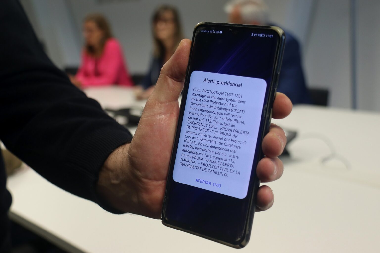 La prova d’alertes a través del mòbil arriba a la meitat de la població