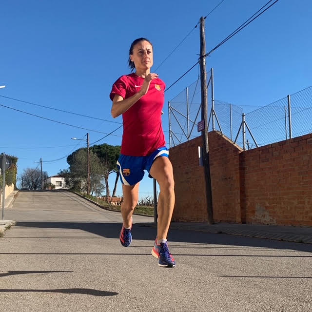 L’anoienca Anna Bové renova per la secció d’atletisme del Barça