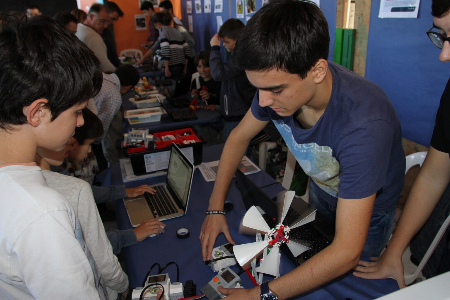 L’Anoia Tast-Tech torna per apropar les TIC als alumnes