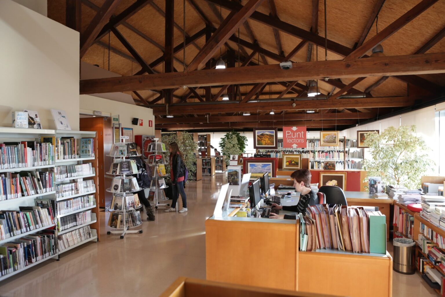 Les biblioteques d’Igualada amplien horaris i espais d’estudi en època d’exàmens