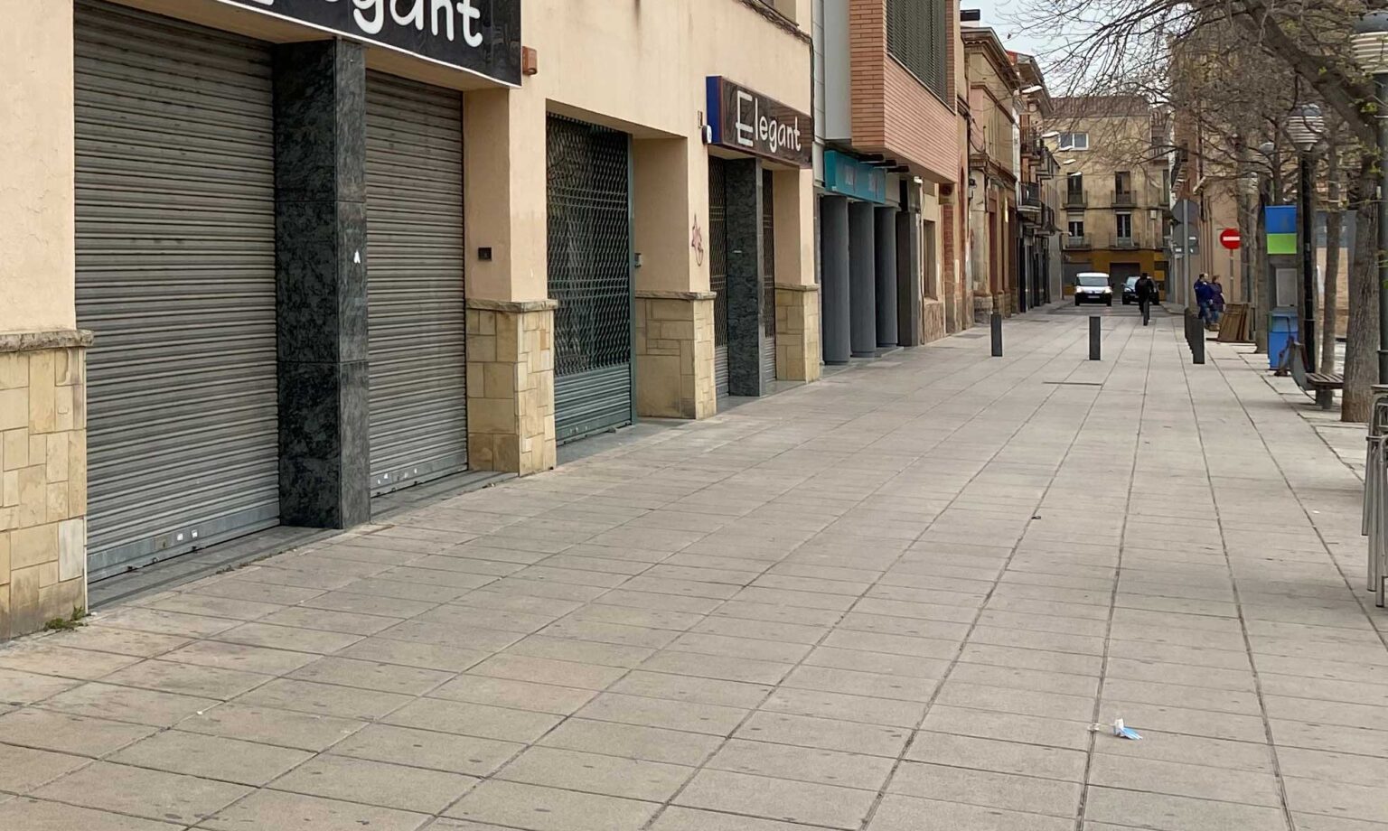 Confinament municipal després de Reis i tancament del comerç els caps de setmana per evitar la propagació del coronavirus