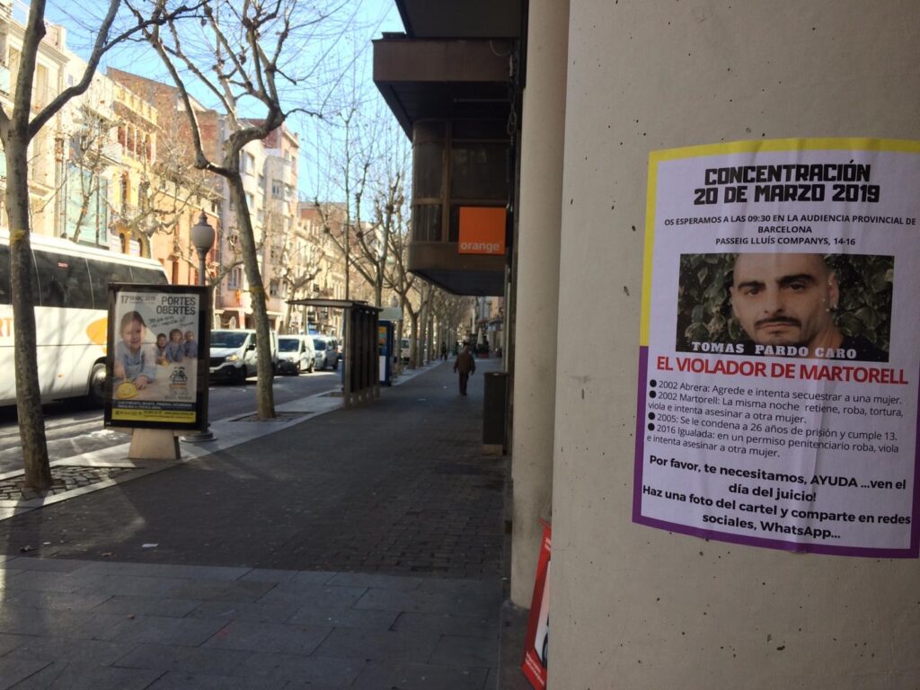 Concentració en l’inici del judici al violador d’una dona segrestada a Igualada el 2016