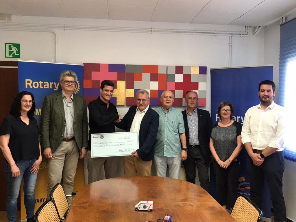 Rotary Club entrega a Creu Roja l’import recaptat al concert solidari