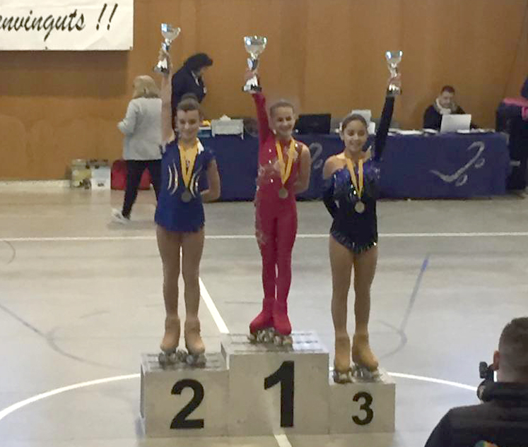 Podi anoienc al Campionat de Debutants de patinatge artístic