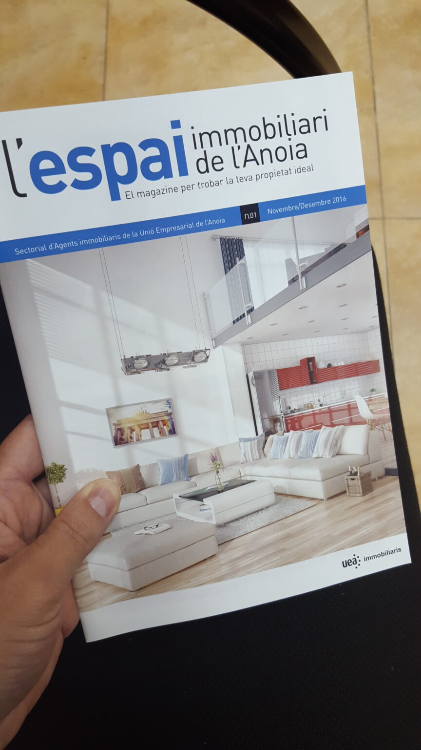 Es presenta la revista de la Xarxa d’Agències Immobiliàries de la UEA