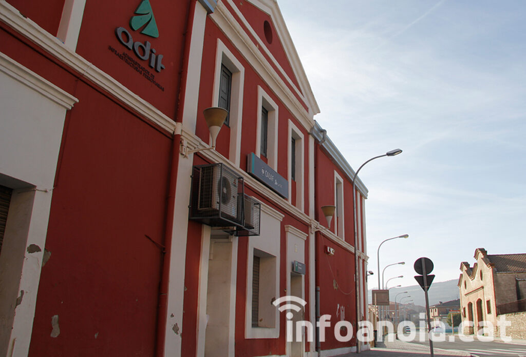 FGC operarà la línia de tren que comunica Lleida amb Manresa passant per Calaf