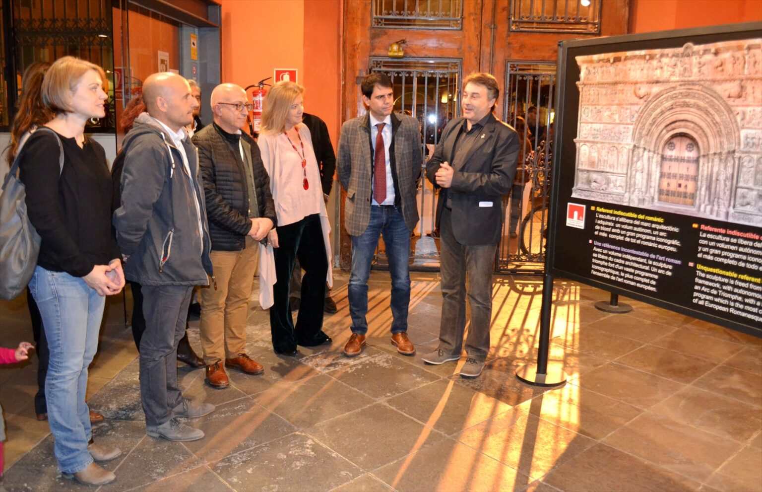 La Portalada de Ripoll es mostra a Igualada en el seu camí per optar a ser Patrimoni Mundial