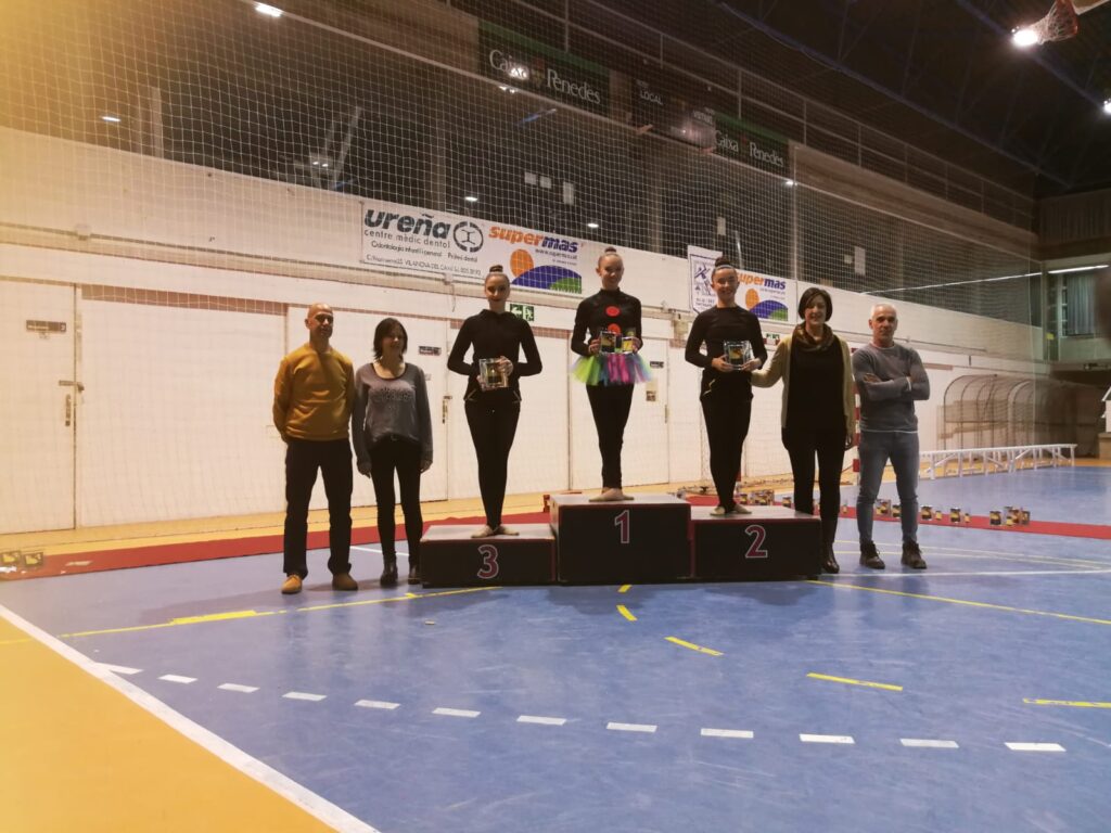 El Club Gimnàstic Ballerina organitza el Trofeu de Carnaval de gimnàstica rítmica a Vilanova del Camí